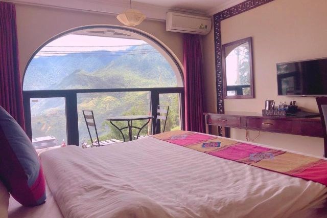 Phòng Superior view núi