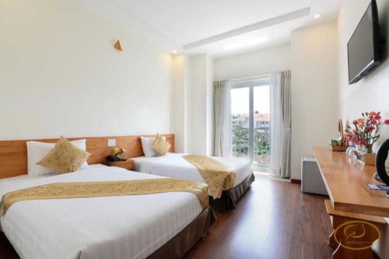 Phòng Deluxe Twin Balcony Moutain View