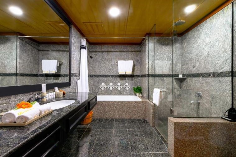 Phòng Premier Deluxe Double