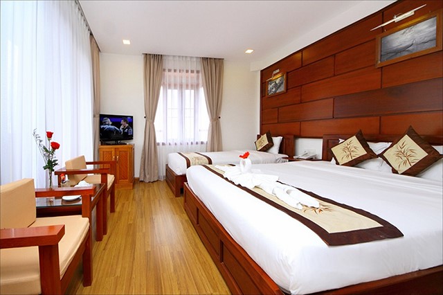 Phòng Deluxe Triple 