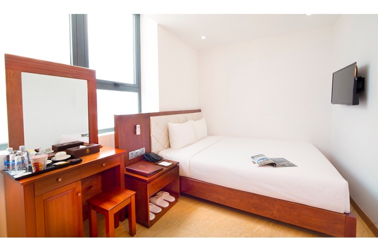 Khách Sạn Lê Hoàng Beach Đà Nẵng