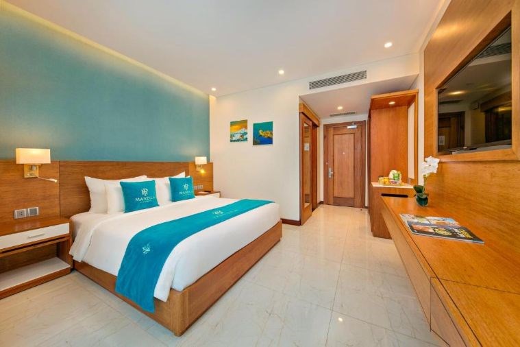 Phòng Deluxe Double Partial Ocean View