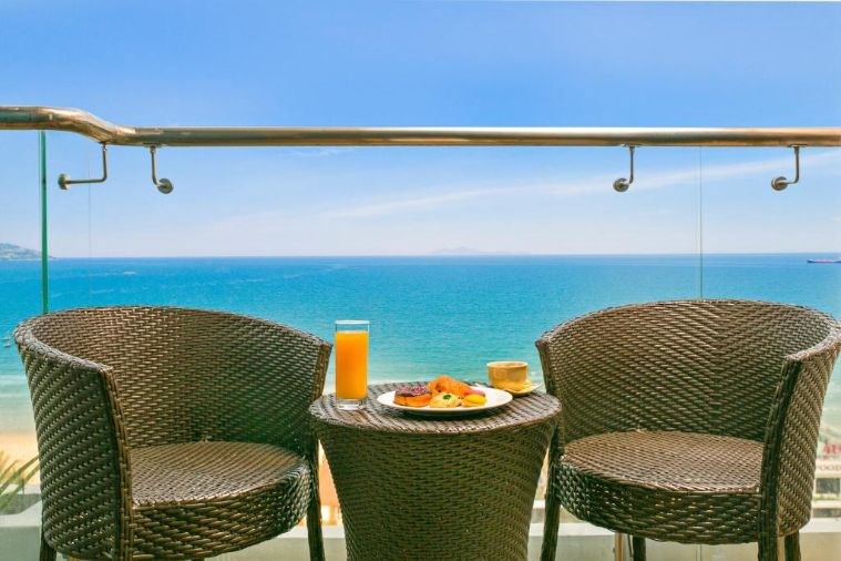 Phòng Deluxe Double Ocean Front