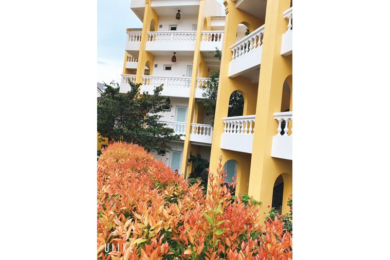 Aurora Riverside Hotel & Spa