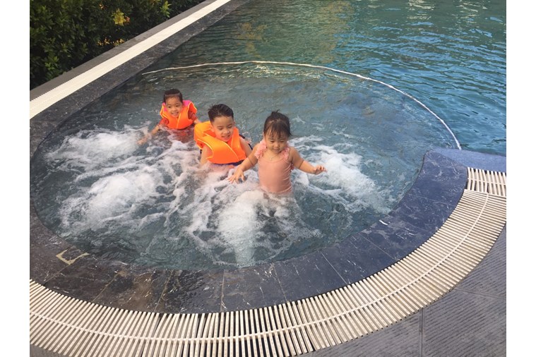 Aurora Riverside Hotel & Spa