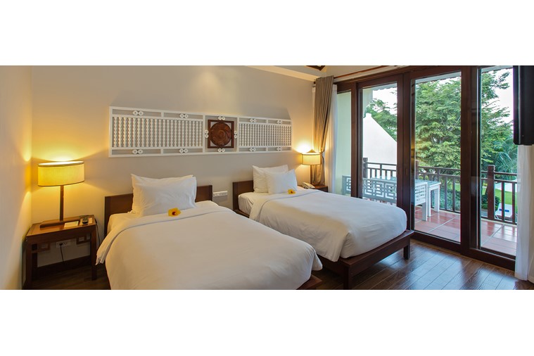 Phòng Marina River View Villas