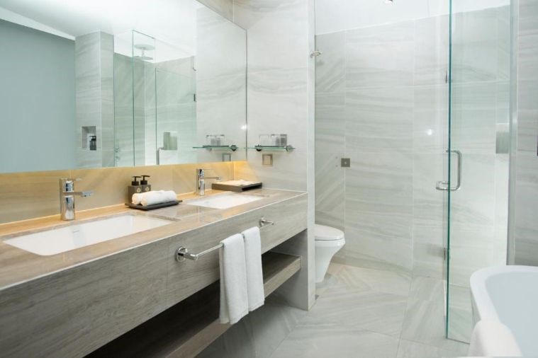 Phòng Premier Deluxe Double