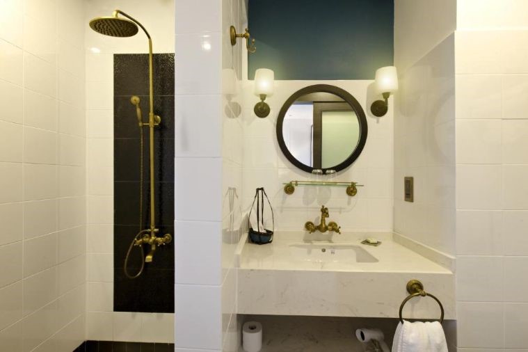 Phòng Deluxe Twin Pool View