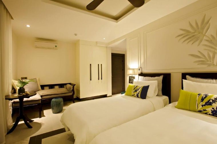 Phòng Deluxe Twin Pool View