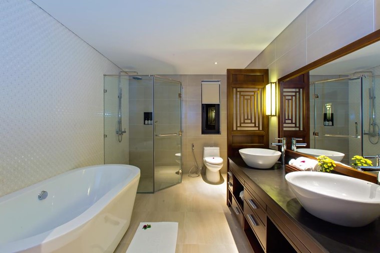 Executive Suite with River View