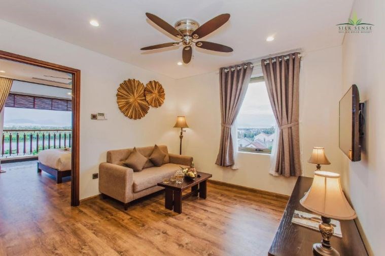 Family 2 Bedrooms Pool And River View