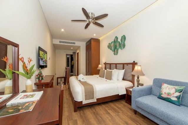 River Villa 2 bedroom with Private Garden