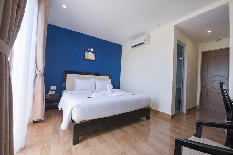 Phòng Superior Double With Balcony