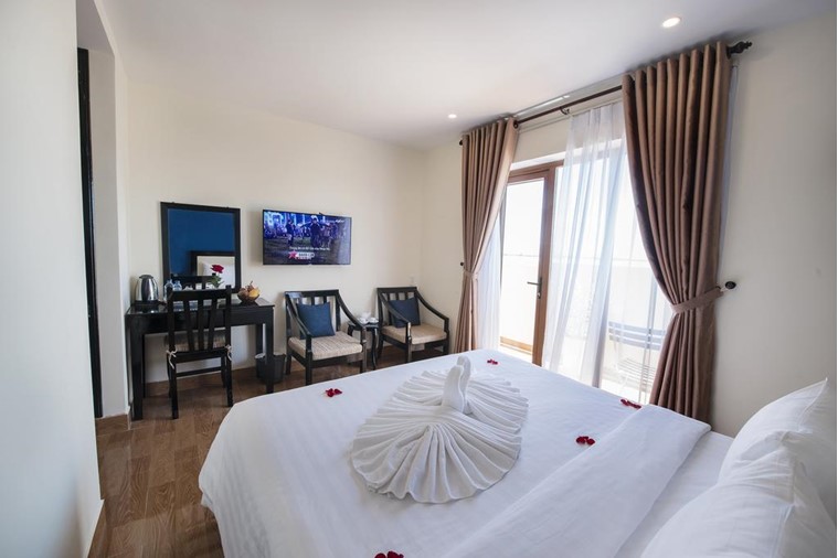 Phòng Superior Double With Balcony