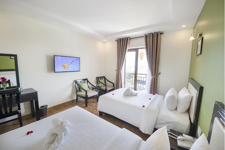 Phòng Superior Twin With Balcony