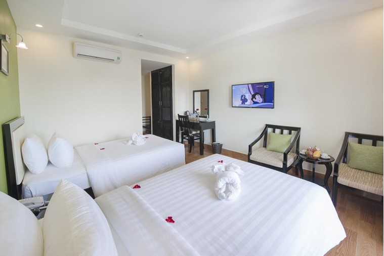 Phòng Superior Twin With Balcony