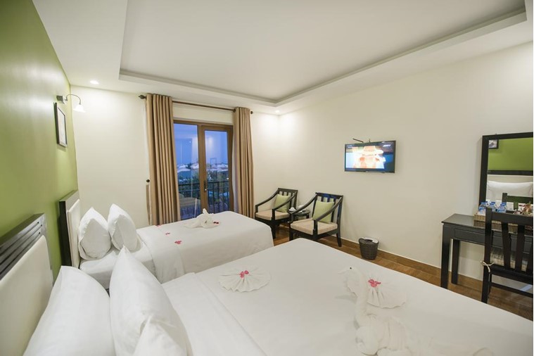 Phòng Superior Twin With Balcony