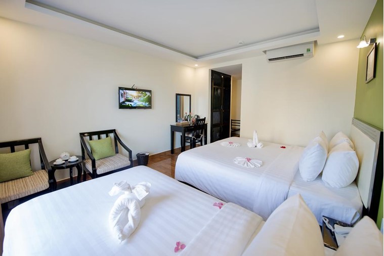 Phòng Triple With Balcony 