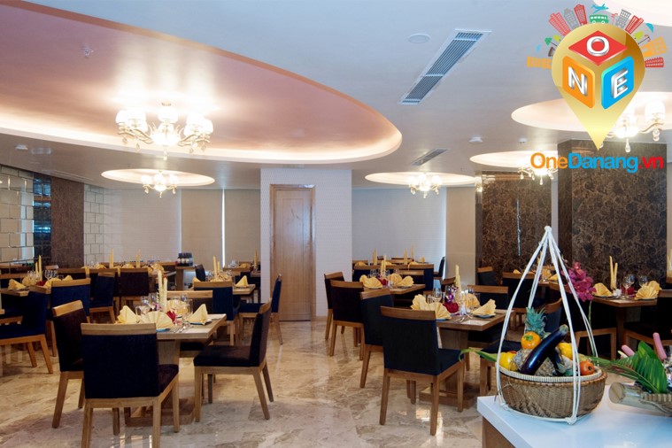 Queen's Finger Hotel