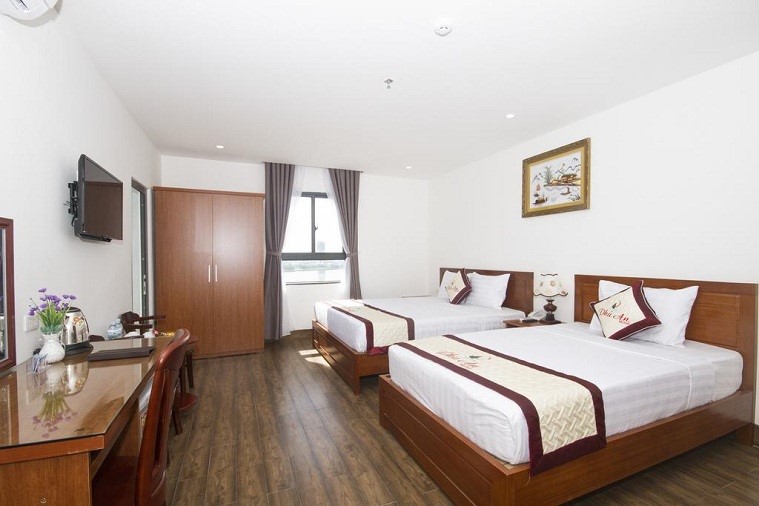 Phòng Deluxe Triple River view