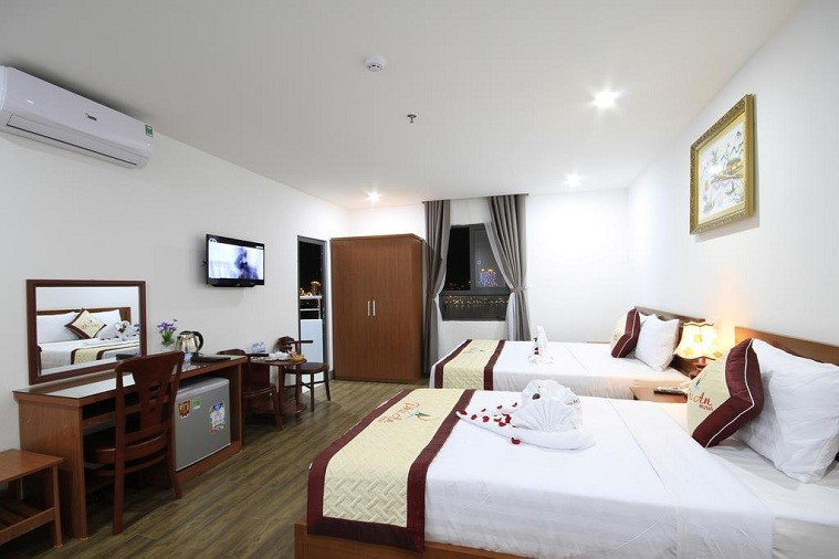 Phòng Deluxe Triple River view