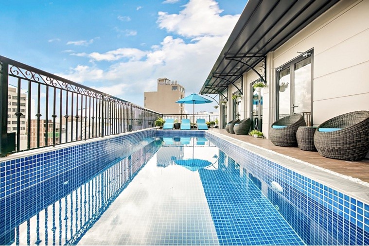 Khách Sạn The Herriott Hotel & Suite Đà Nẵng