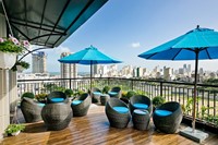 Khách Sạn The Herriott Hotel & Suite Đà Nẵng