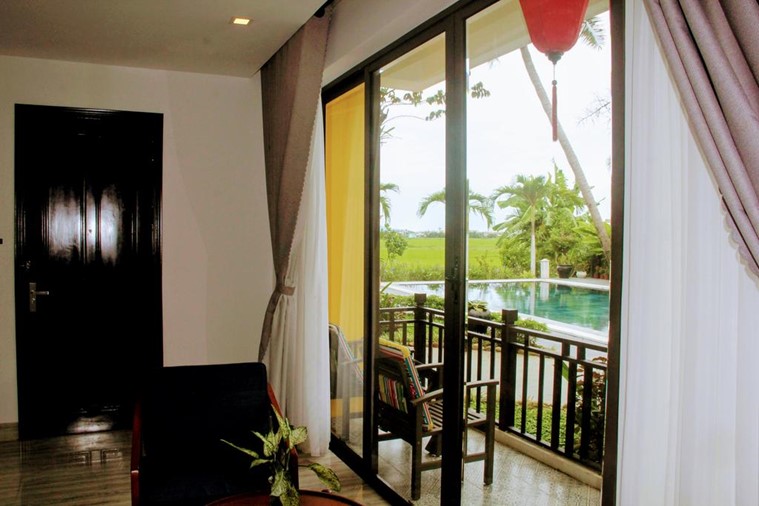 Phòng Deluxe Double with Balcony