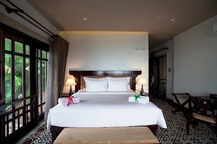 Deluxe Balcony  Garden view 