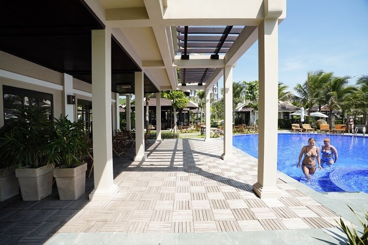 Impeccable Beach Step Villa