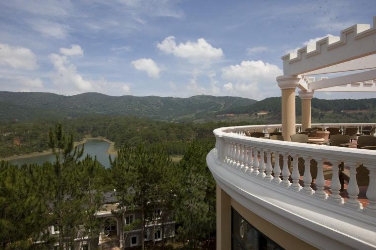 Đà Lạt Edensee Lake Resort & Spa