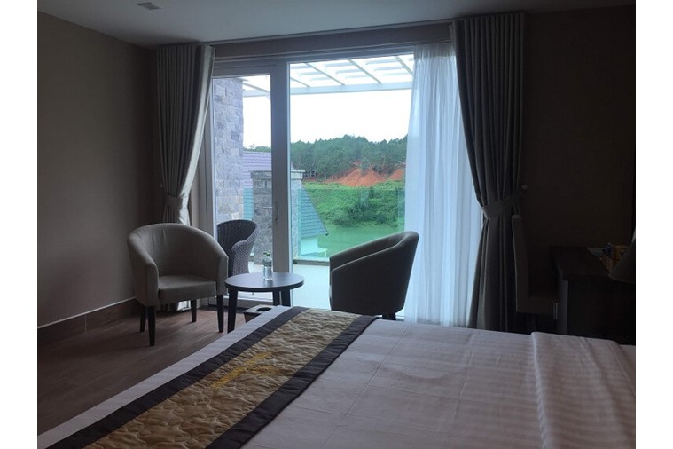 Deluxe Lake View Double