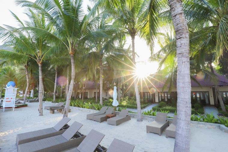 Khách Sạn Diamond Bay Resort & Spa Nha Trang