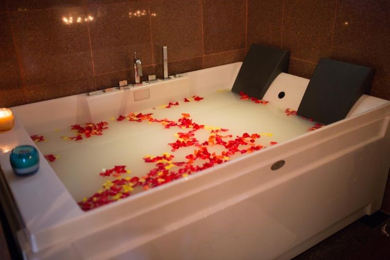 Khách Sạn Diamond Bay Resort & Spa Nha Trang