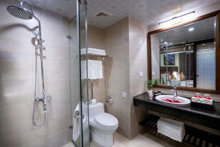 Deluxe Twin City view