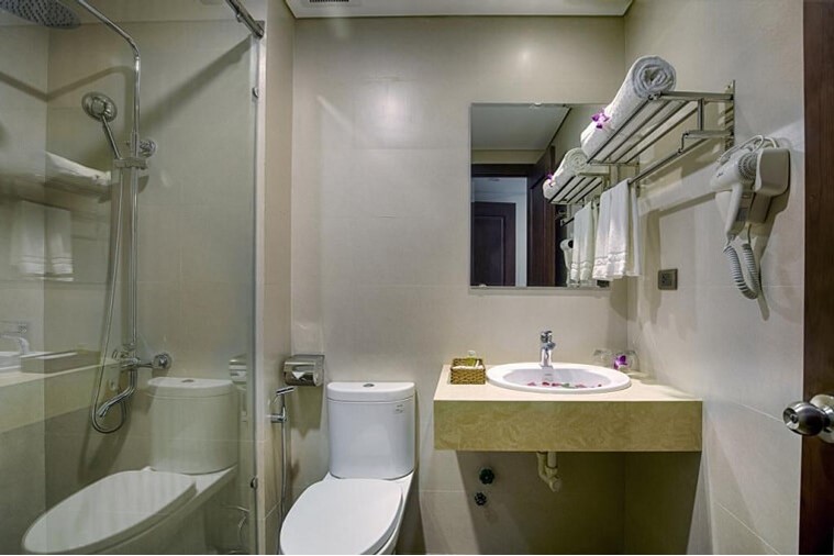 Phòng Superior Double with balcony, city view