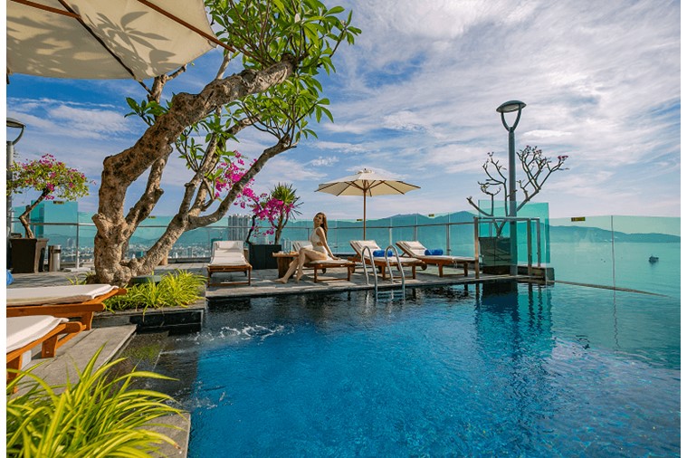 Sala Đà Nẵng Beach Hotel