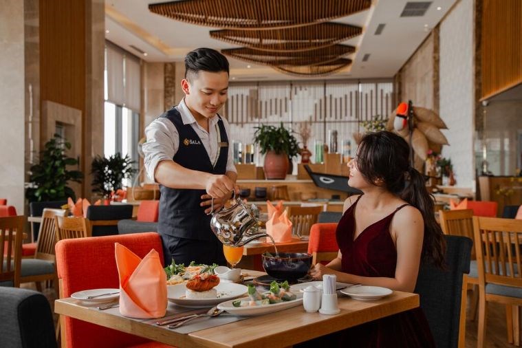 Sala Đà Nẵng Beach Hotel