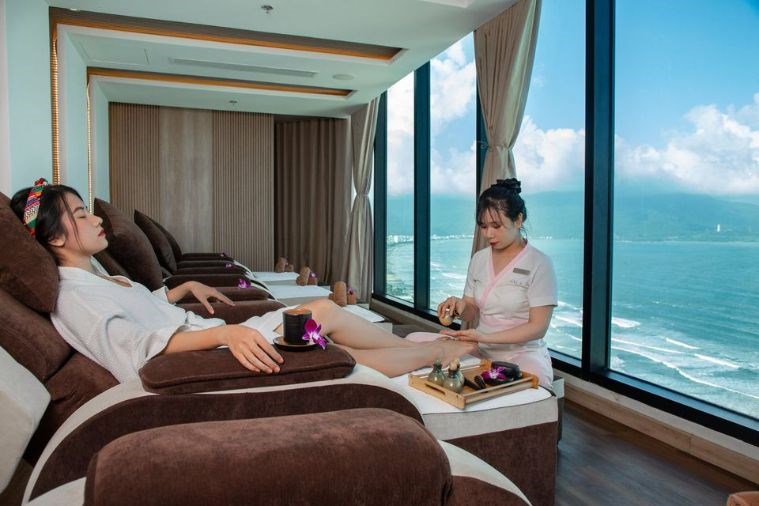 Sala Đà Nẵng Beach Hotel