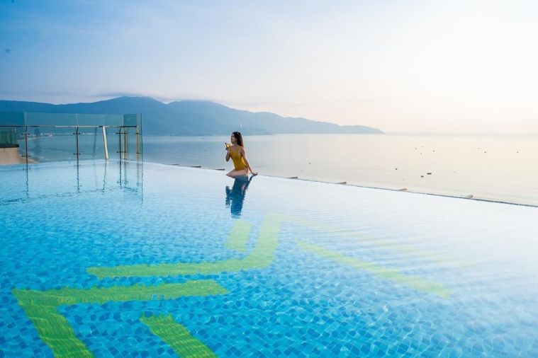 Maximilan Hotel Đà Nẵng