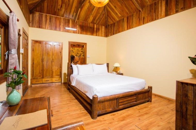 Phòng Deluxe Double Lake View