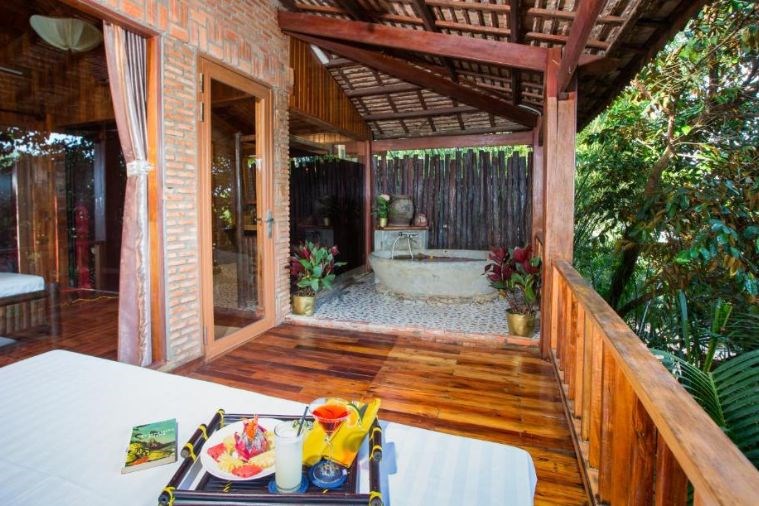 Phòng Bungalow Deluxe Ocean View