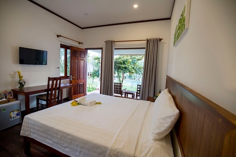 Bungalow Double Pool View