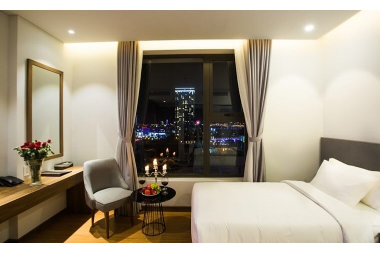 Phòng Twin City Light