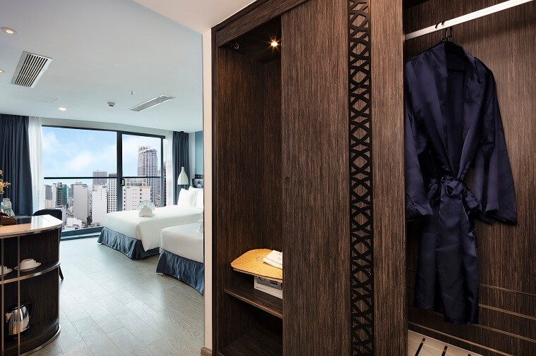 Phòng Grand Triple With Balcony