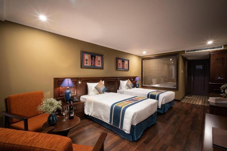 Superior Mountain View