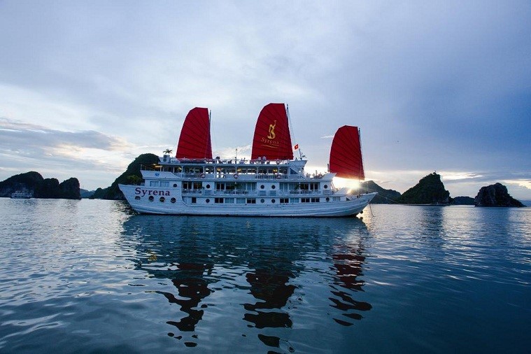 Syrena Cruises Hạ Long