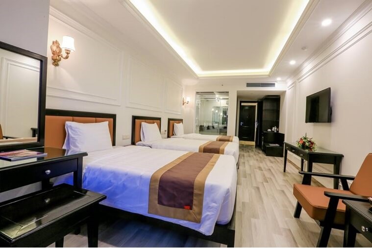 Khách sạn Galaxy Hạ Long