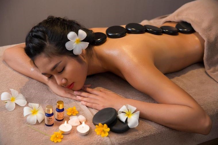 Khách Sạn Queen Ann Nha Trang