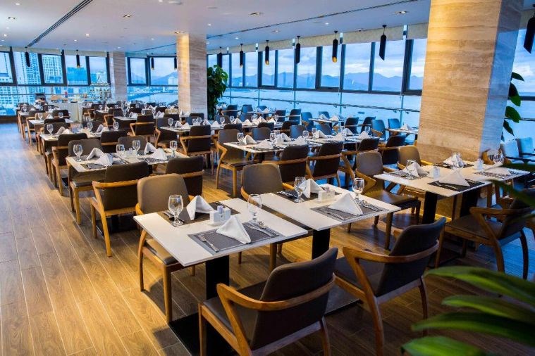 Khách Sạn Queen Ann Nha Trang